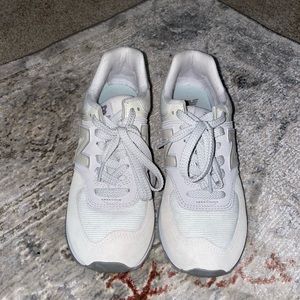 New Balance Classics- NEVER WORN